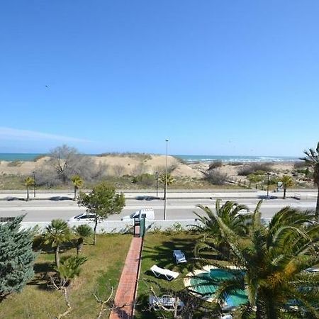 Oasis Villa Риумар Екстериор снимка