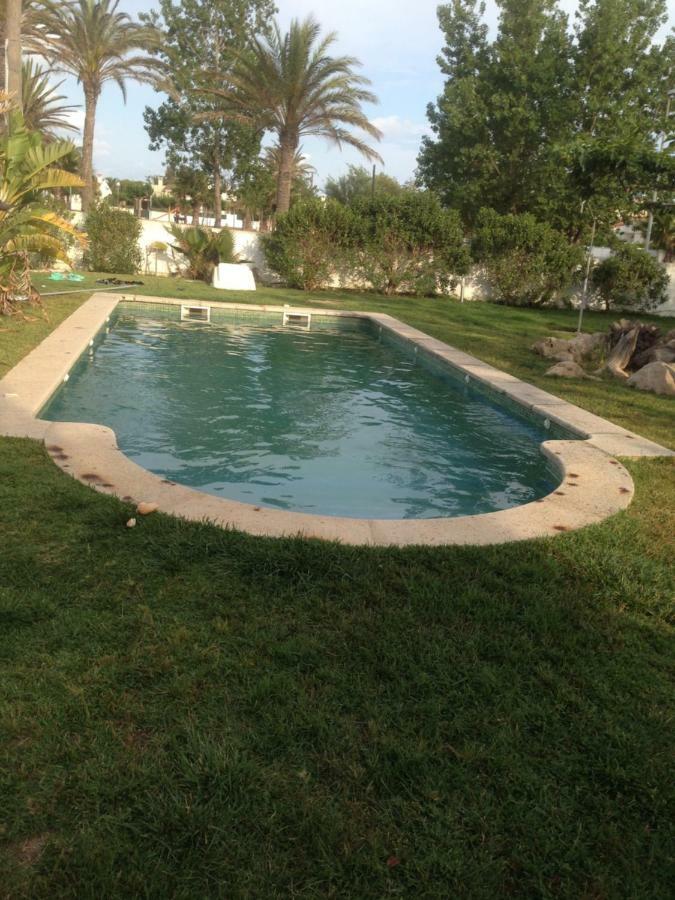 Oasis Villa Риумар Екстериор снимка